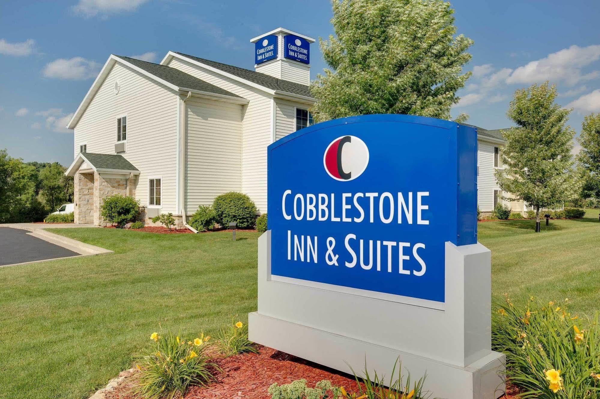 Cobblestone Inn & Suites - Клінтонвілл Екстер'єр фото